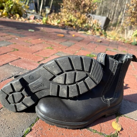 Blundstone 1448 Women's Classic Chelsea Rustic Black Leather Boots - Picture 4 of 8